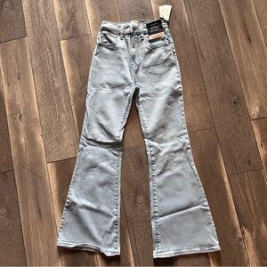 Abercrombie & Fitch Curve Love The Flare Jeans